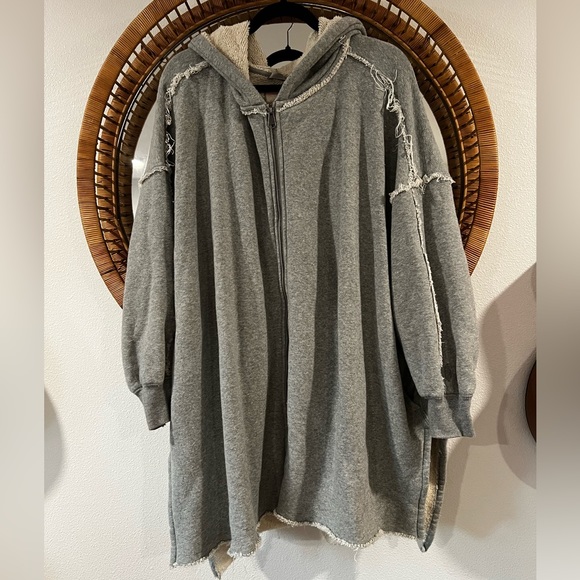 Free Spirit Zip Up - Picture 6 of 8